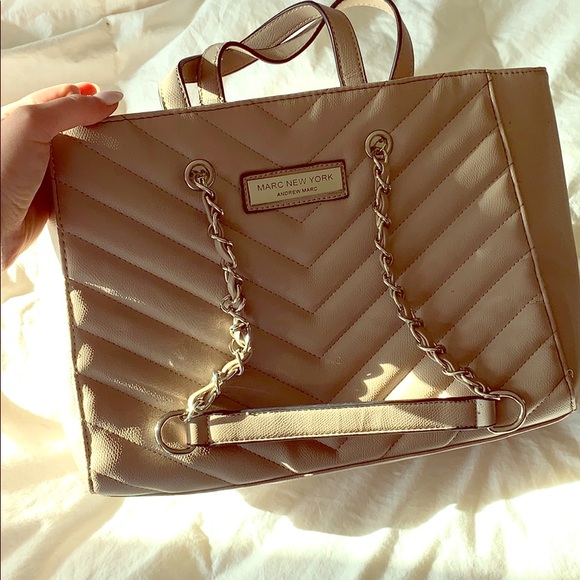 Purse - Picture 1 of 5